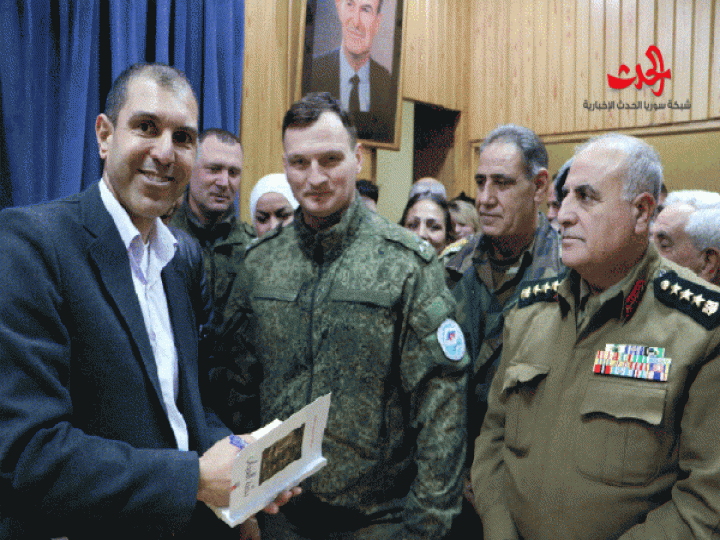 حفل توقيع ديوان بحة الغياب لشاعرة الإغتراب ميرفت استنبولي في ثقافي حمص