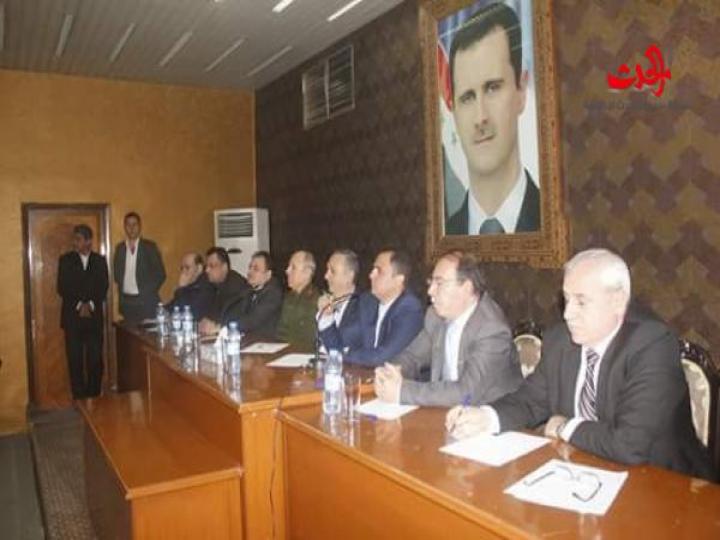 أمين فرع الحزب ومحافظ ريف دمشق يتابعان عمليات الالتحاق بالفيلق الخامس