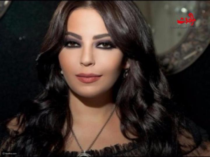ليليا الأطرش تثير الجدل بصورة «حبيبها»