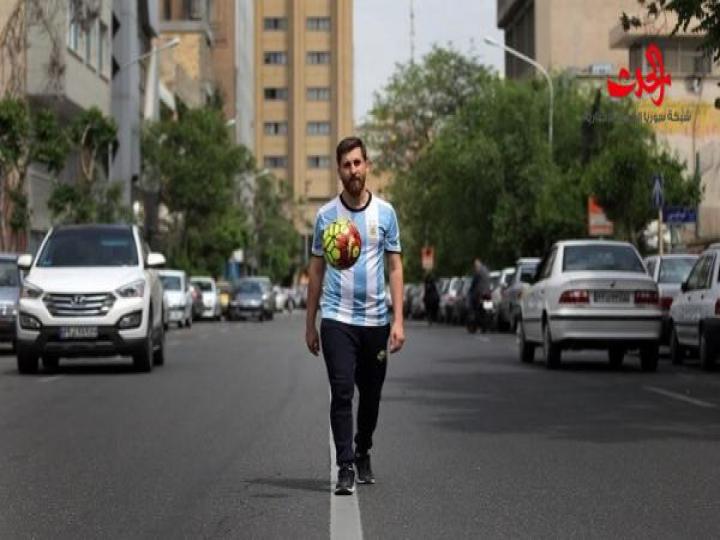 بالصور...ميسي في شوارع طهران!