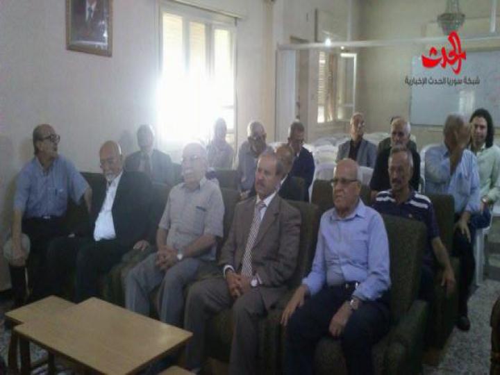 بين العبقرية والجنون. محاضرة للأستاذ محمود نقشو في رابطة الخريجين الجامعيين بحمص