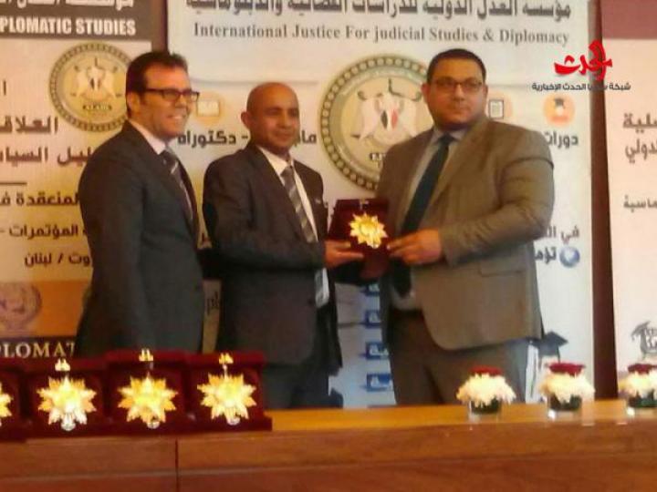 جمعة العيسى مستشار للعلاقات الدبلوماسية والقنصلية 