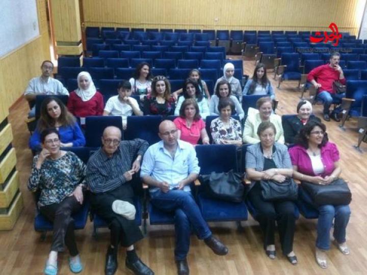 الملابس والحلي في المكتشفات الأثرية السورية .. محاضرة للمهندسة روكسانا كاسوحة في ثقافي حمص 