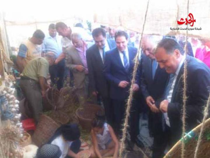 تراث القرية من فعاليات مهرجان القلعة والوادي في يومه  الاول 