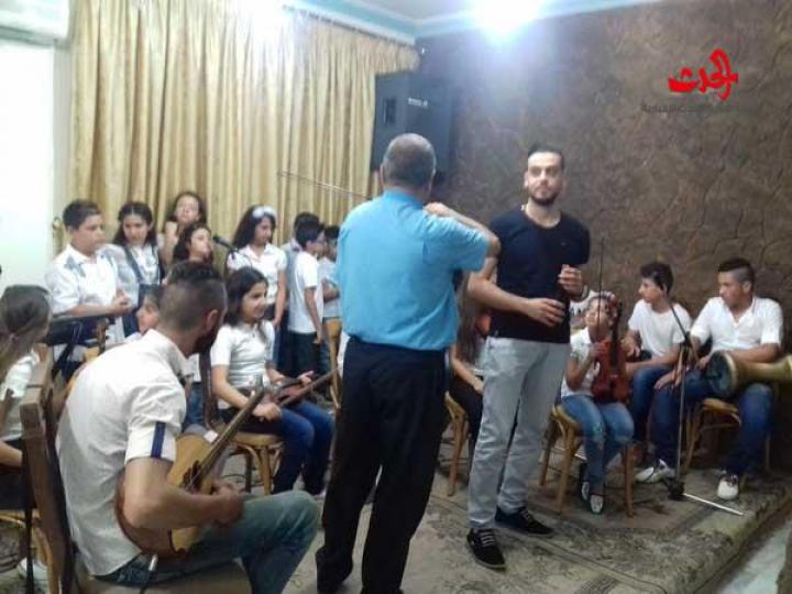           أصبوحة غنائية في رابطة المحاربين القدماء فرع حمص بمناسبة عيد الجيش 