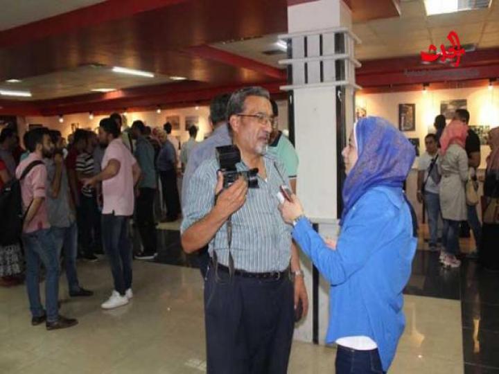              معرض الصورة بتحكي في المركز الثقافي العربي في حمص 
