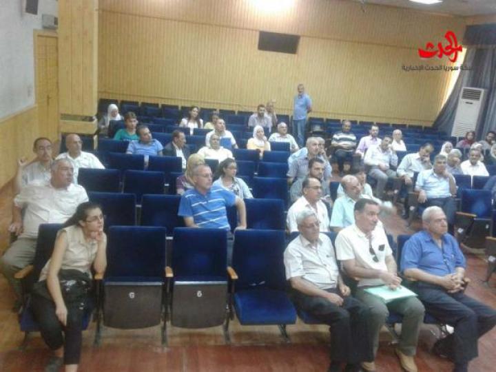العقائد والأديان والأمواج الدماغية محاضرة للأستاذ عبد العليم زين في المركز الثقافي في حمص