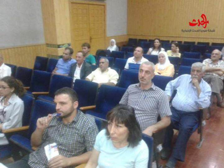 العقائد والأديان والأمواج الدماغية محاضرة للأستاذ عبد العليم زين في المركز الثقافي في حمص