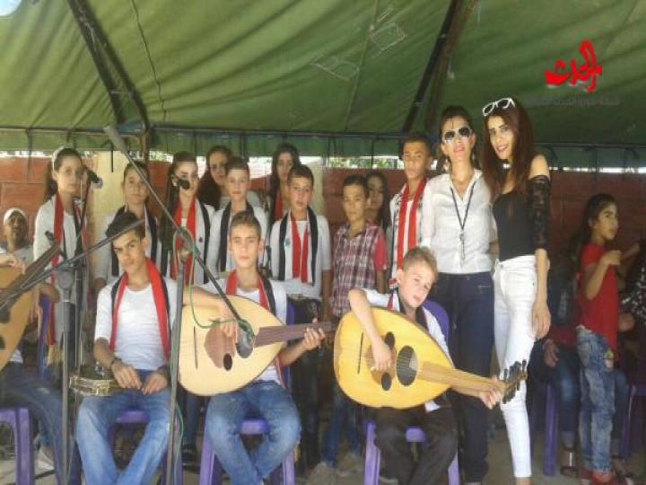                             العيد يولد من ابتسامتكم براعم رجال الشمس : حفل تكريم لأبناء الشهداء وجرحى الحرب في حمص 