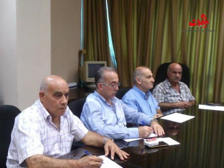  اجتماع أعضاء المكتب السياسي لحزب العهد الوطني