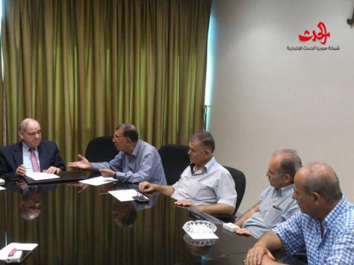  اجتماع أعضاء المكتب السياسي لحزب العهد الوطني