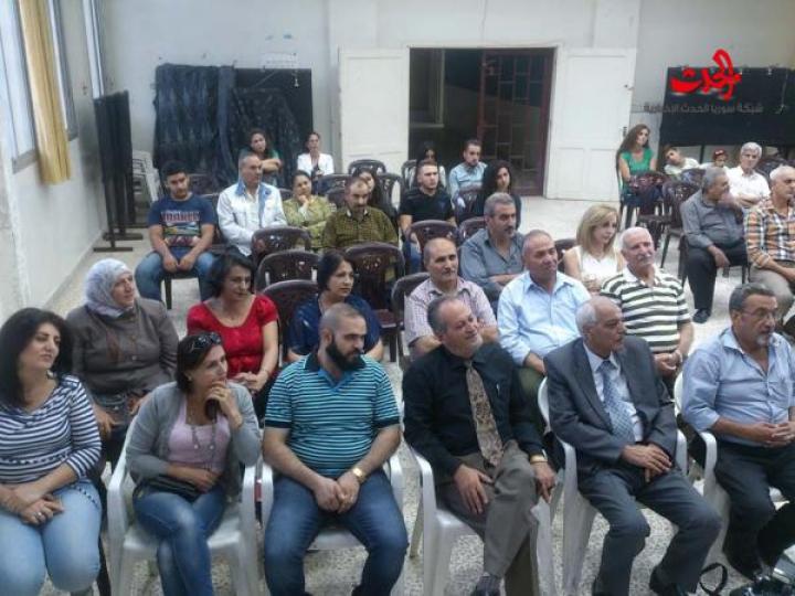                     أمسية شعرية في ثقافي الزهراء بمناسبة أعياد تشرين 