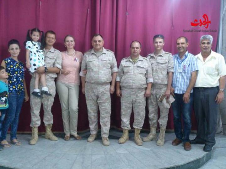 الجالية الروسية في حمص تحتفل بعيد المعلم وعيد المعرفة الروسي 