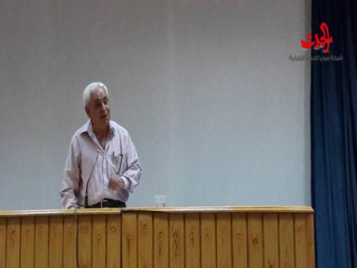                        شعراء حمص ينشروا عبير قصائدهم في مركز ثقافي حمص 