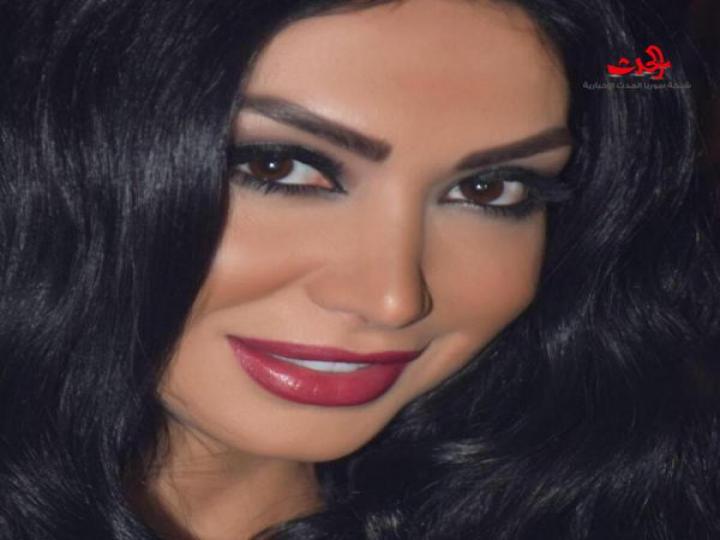 دانا جبر تكشف إسمها الحقيقي !