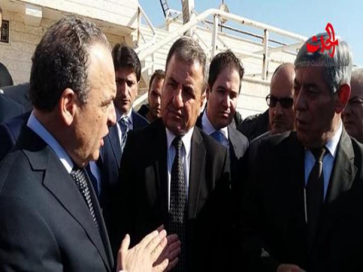 رئيس الحكومة يطلق خطة متكاملة لتأهيل المدينة الرياضية باللاذقية 