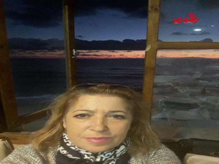 حدث في الحلم ... الشاعرة فاطمة أديب