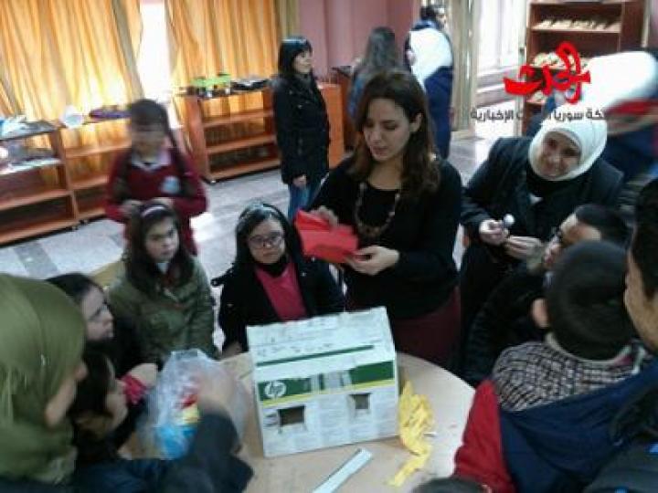                ورشات أشغال يدوية وعرض مواهب ضمن مهرجان حمص الثقافي 