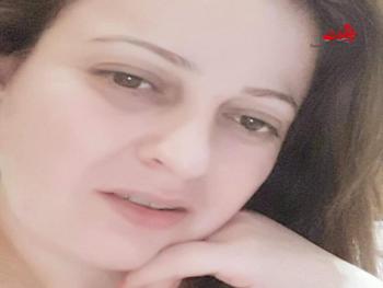 في الغياب ... ملكة علي رجب