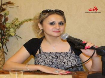 أحببتك كما لم أحبك أبداً ... الشاعرة منى مشون