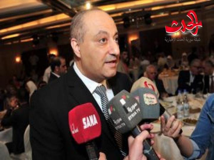 وزير الإعلام : سائقون ونجارون فجأة أصبحوا مخرجين!! 