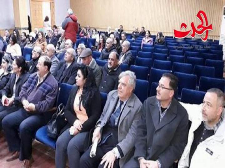                               كنايسي يوقع ديوانه بعنوان ديوك الغريب في ثقافي حمص 