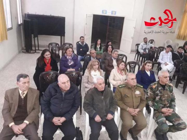         شعراء حمص ينشدوا قصائدهم في المركز الثقافي المحدث في الزهراء في حمص