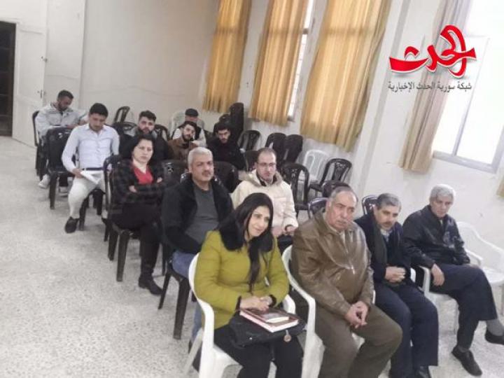          شعراء حمص ينشدوا قصائدهم في المركز الثقافي المحدث في الزهراء في حمص