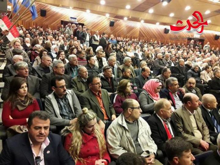                      جماهير حمص تحتفل بذكرى ثورة الثامن من آذار