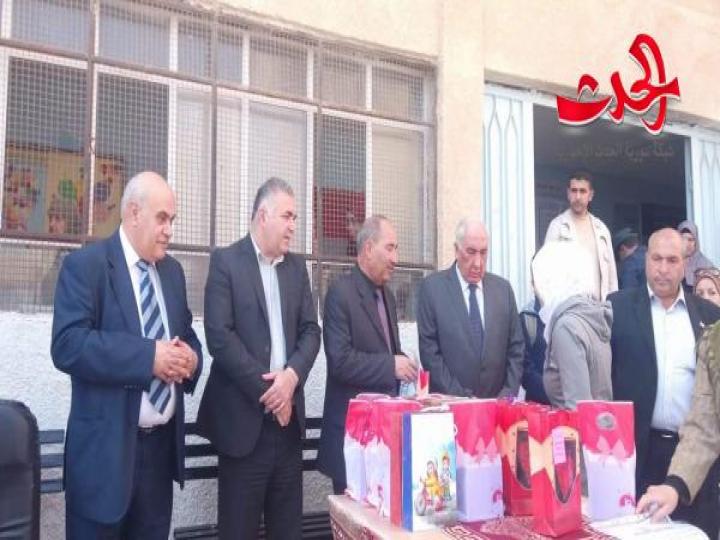 ثانوية المتفوقين تحتفي بمتفوقيها وتكرم الاوائل بمختلف الصغوف 