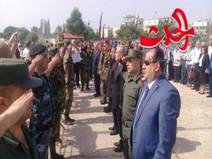 اللاذقية ; بمناسبه 6 أيار عيد الشهداء السيد المحافظ في مقبرة الشهداء في بسنادا