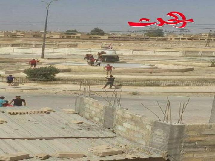 أندلاع أحتجاجات ورفع العلم السوري بحي النشوة بالحسكة