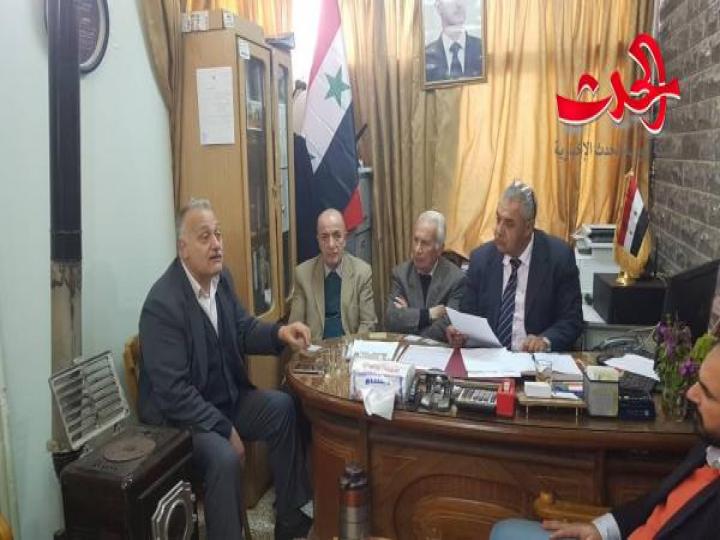 اجتماعا في مديرية سياحة درعا بهدف مناقشة واقع القطاع السياحي في المنطقة الجنوبية