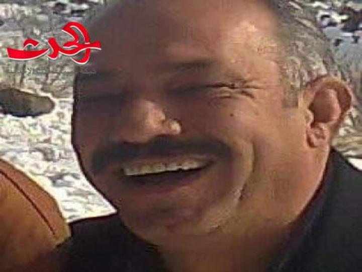 نقابة الفنانين تمنح عضوية شرف للفنان المسرحي أكرم العماطوري