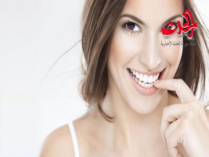تنظيف الأسنان بشكل احترافي