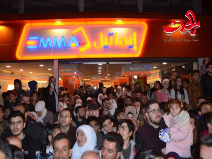 بمئة جهاز وجهاز... إيما تيل تبدأ قصتها الأولى على استراد المزة