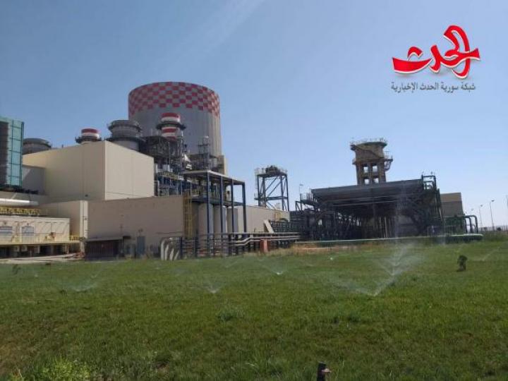 بتوجيه من الرئيس الأسد المهندس خميس يجول في أقسام مشروع التوسع الثاني محطة توليد الطاقة الكهربائية في دير علي 