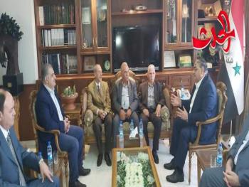 وزير الزراعة المهندس أحمد القادري يكرم مدراء سابقين