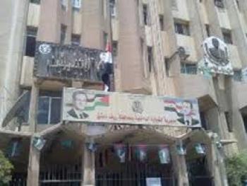 تموين ريف دمشق يضبط مواد فاسدة في 4 محلات تجارية 