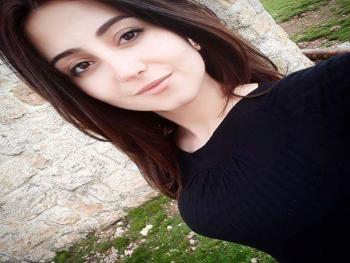 الحرب قصيدة خشنة بقلم ريم ميهوب