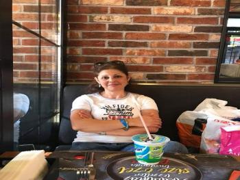 جرعة واحدة تكفي بقلم الشاعرة أحلام دردغاني