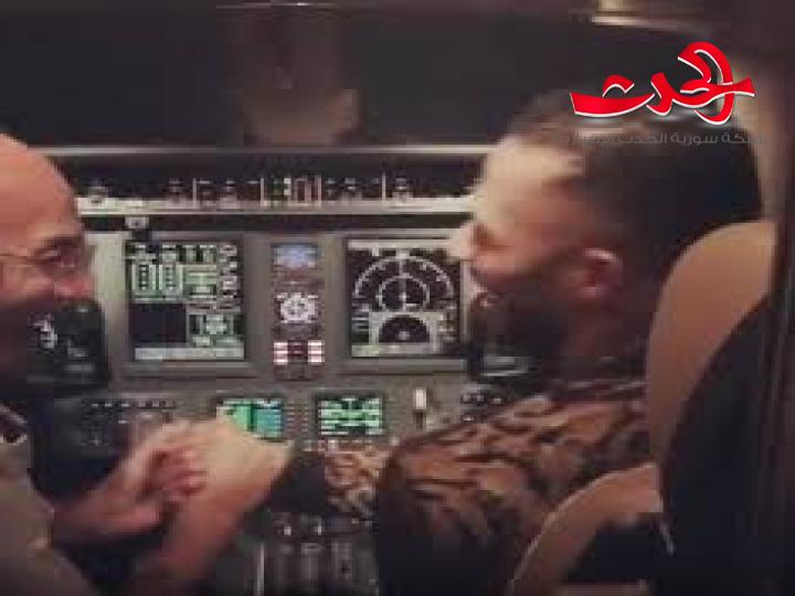 محمد رمضان يعتذر للطيار الذي تسبب بقطع رزقه بسبب صورة ويعلن استعداده لتعويضه