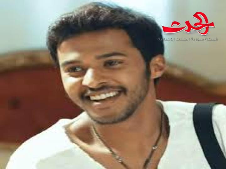 فنان كويتي يتعرض لموجة من الانتقادات بسبب ظهوره العاري