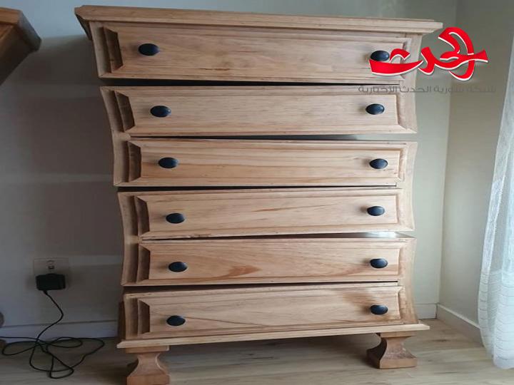 شاهد هذه التصميمات الغريبة والمشوهة لقطع الأثاث