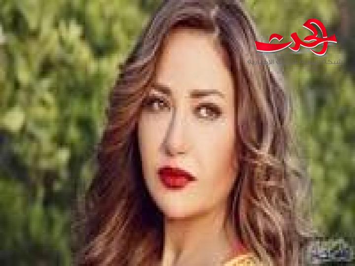 ليلي علوي تكشف اسرار نجومية بعض الفنانات