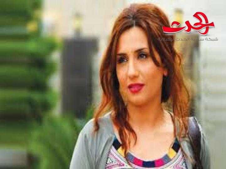 رنا شميس تنتقد إعلانات الفضائية السورية" امر مقرف"