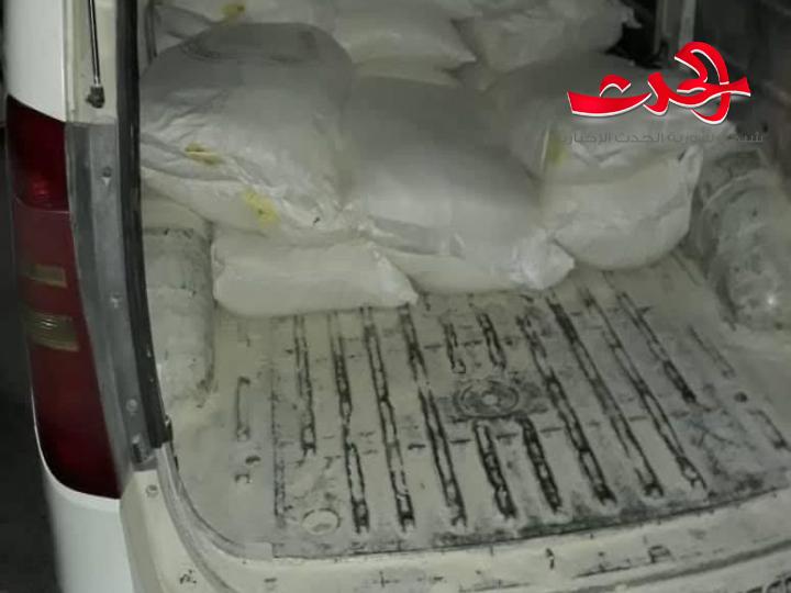 التجارة الداخلية في اللاذقية تضبط فانا يهرب الطحين التمويني