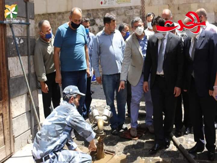 محافظ دمشق يتفقد سوق البزورية