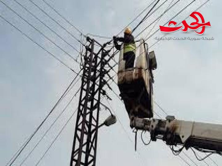 إعادة التيار الكهربائي إلى الأحياء الشمالية الشرقية في القامشلي بعد إنهاء أعمال الصيانة