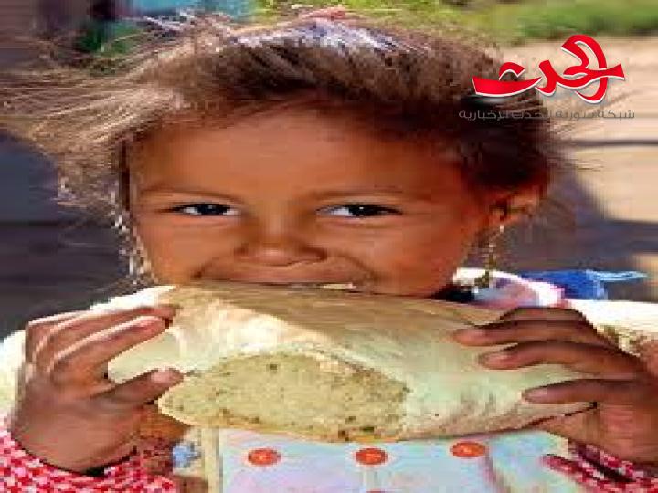 اطفال قرية موتبين التابعة لمحافظة درعا لليوم الثاني على التوالي يذهبون بلا طعام الى مدارسهم